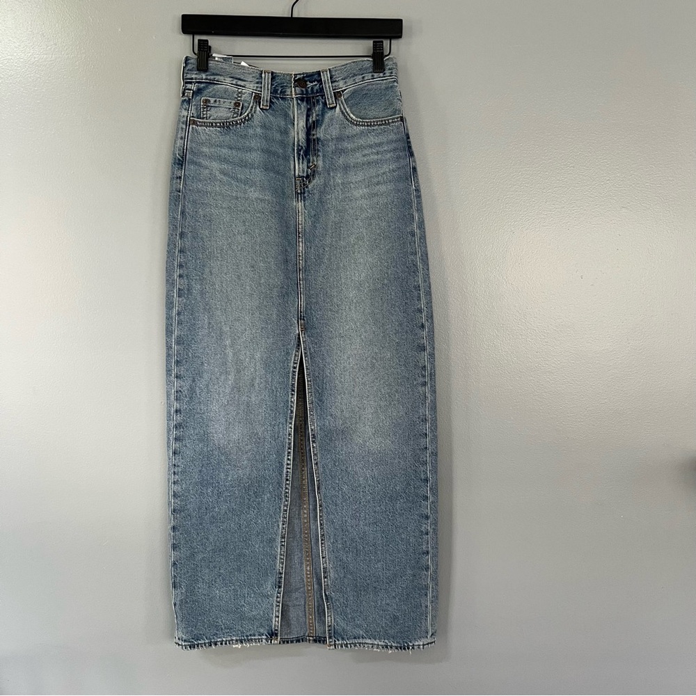 Levi's Slit Front Midi Skirt in Blue - Picture 3 of 7